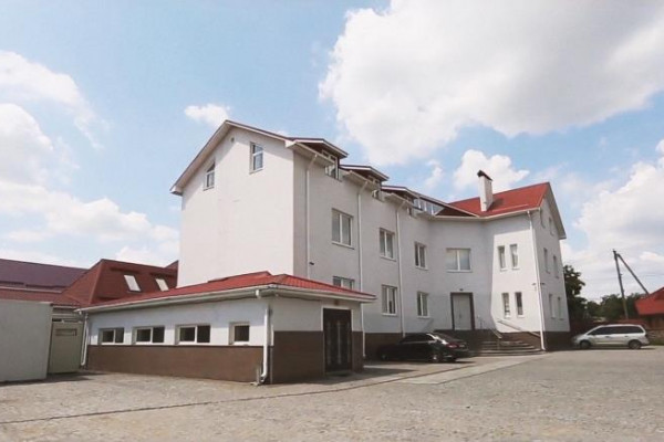 Комплекс зданий медицинского и отельного назначения в Киеве